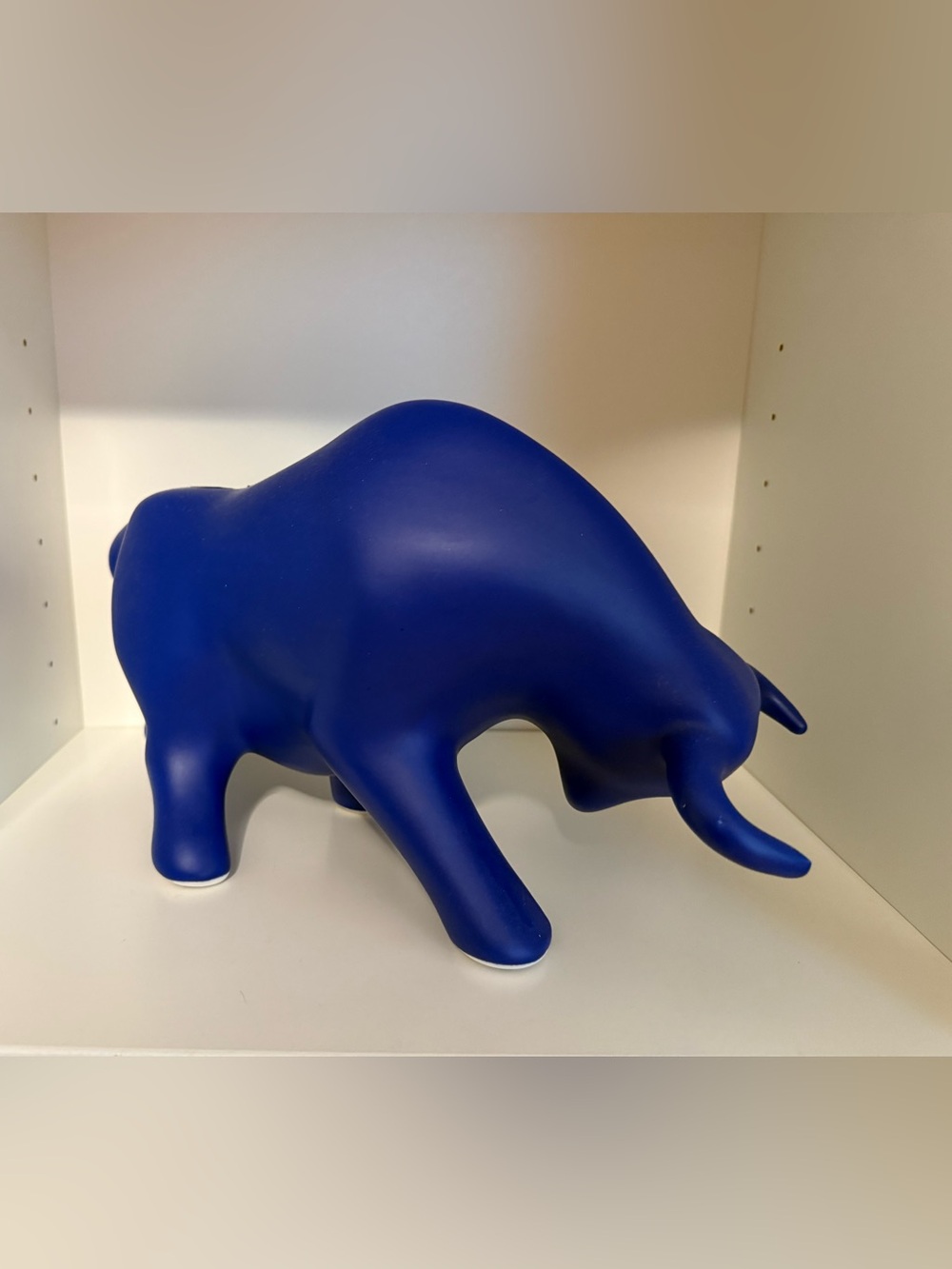Matte Blue Bull Sculpture Decorative Home Art spain new